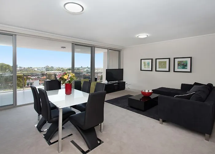 The Junction Palais - Modern And Spacious 2Br Bondi Junction Apartment Close To Everything